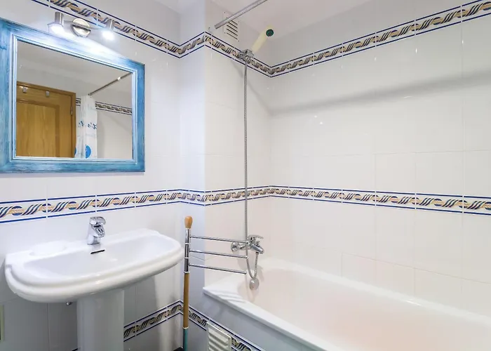 Fantastic With Sea View & Pool Apartment